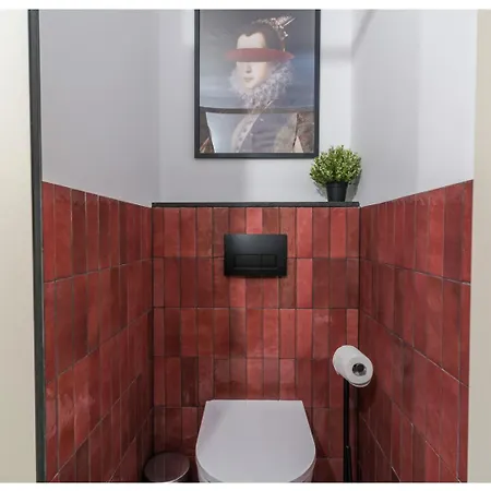 منزل للإقامة Cinderella - 5 Minutes To Old Town *